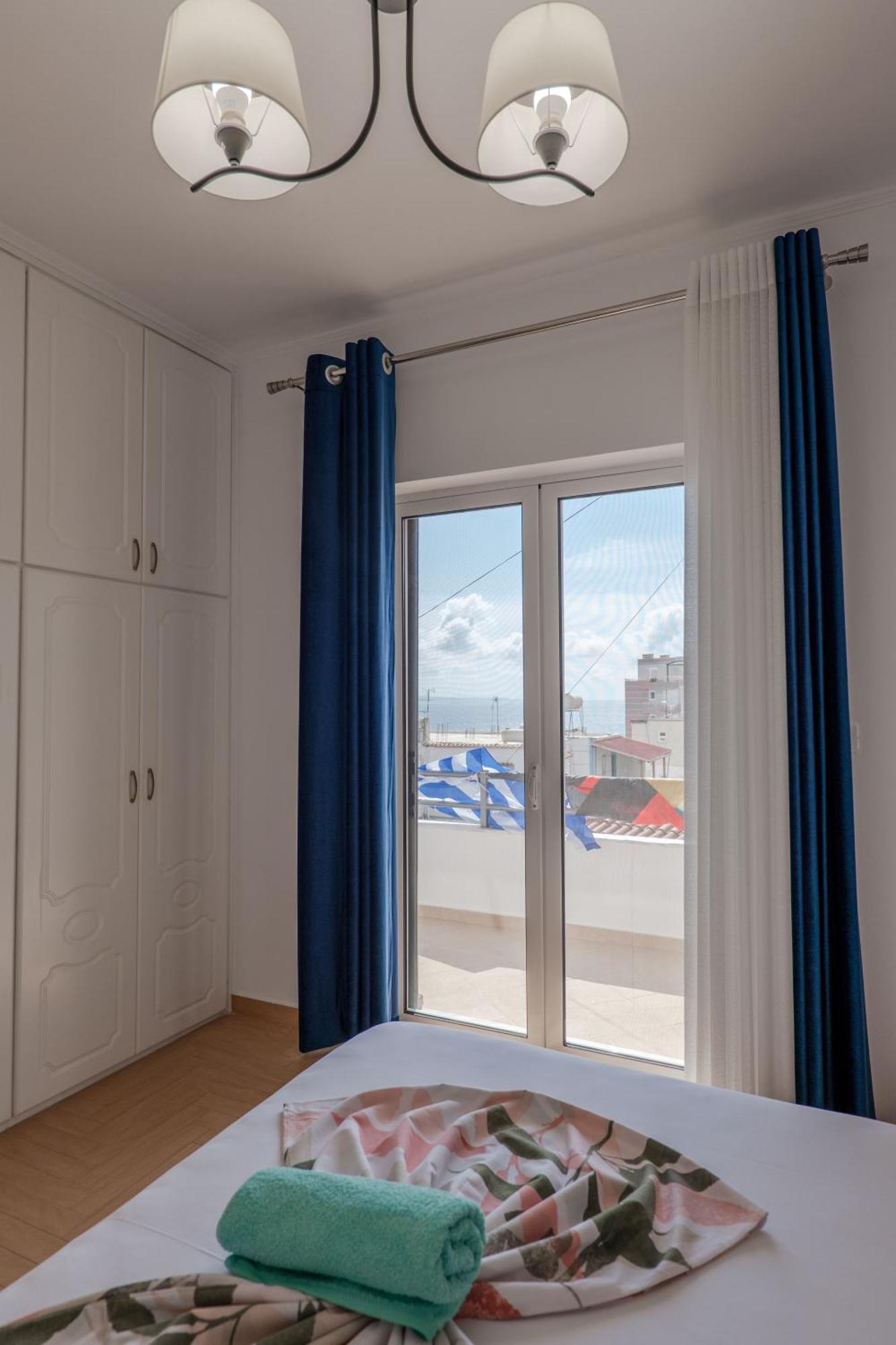 Hoteleks Inn & Suites Саранда Екстер'єр фото